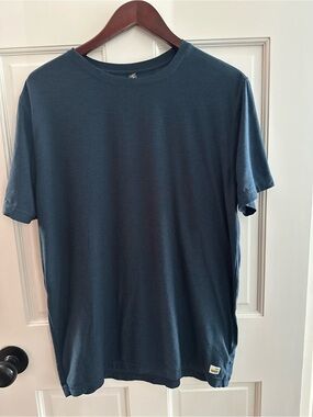 Vuori Men's Short Sleeve Crew Tee - Deep Teal Blue